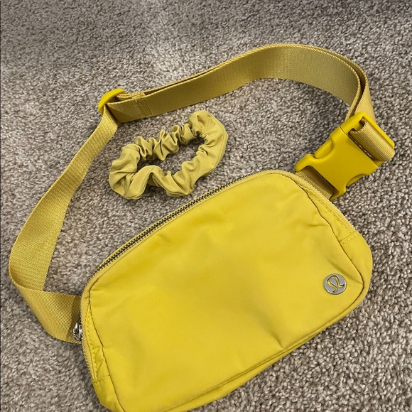 lululemon athletica Handbags - Lululemon fannypack and matching scrunchie